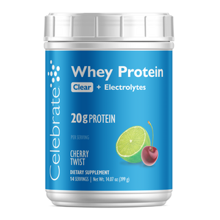 Celebrate Syrovátkový protein Cherry nádoba s modrým štítkem na bílém pozadí